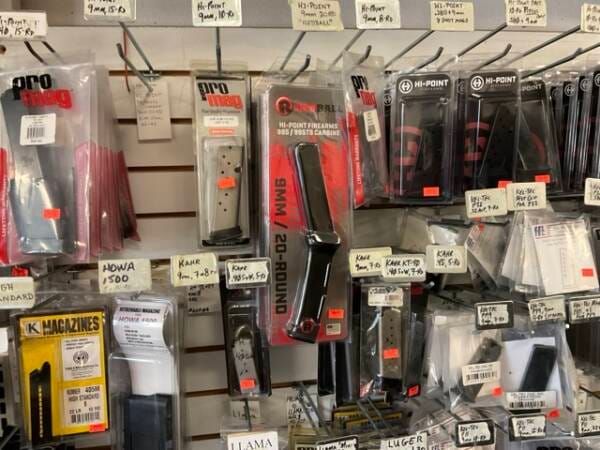 Going out of Business Magazine Sale - Image 9