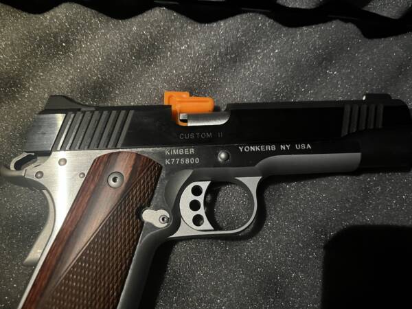 Kimber Custom II - Image 2