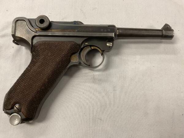 MAUSER (S/42) 1937 P08 LUGER 9MM WITH HOLSTER & TOOL